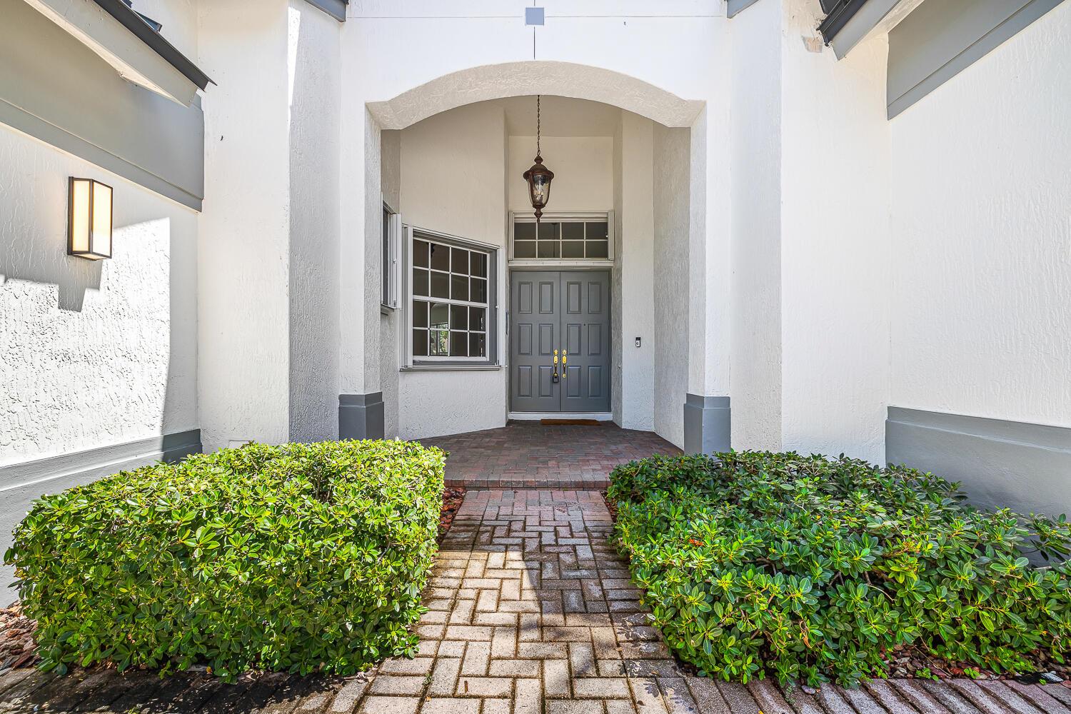 PARKLAND ISLES - Residential