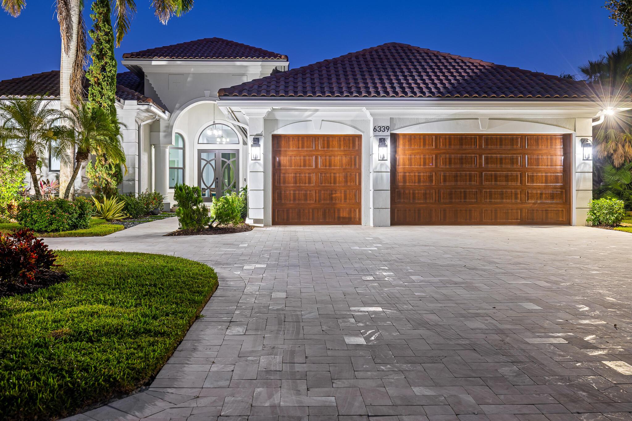 PARKLAND ISLES - Residential