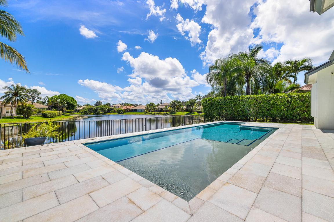 PARKLAND ISLES - Residential