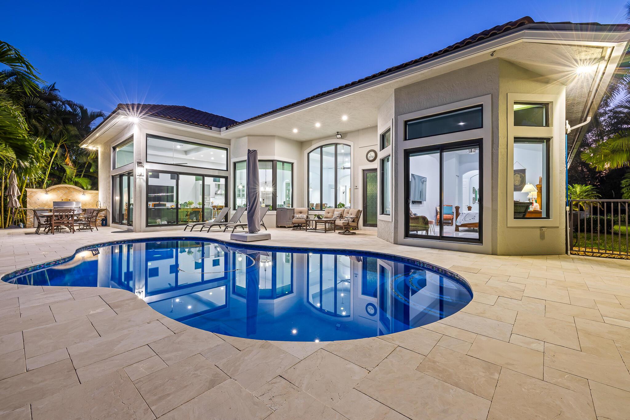 PARKLAND ISLES - Residential