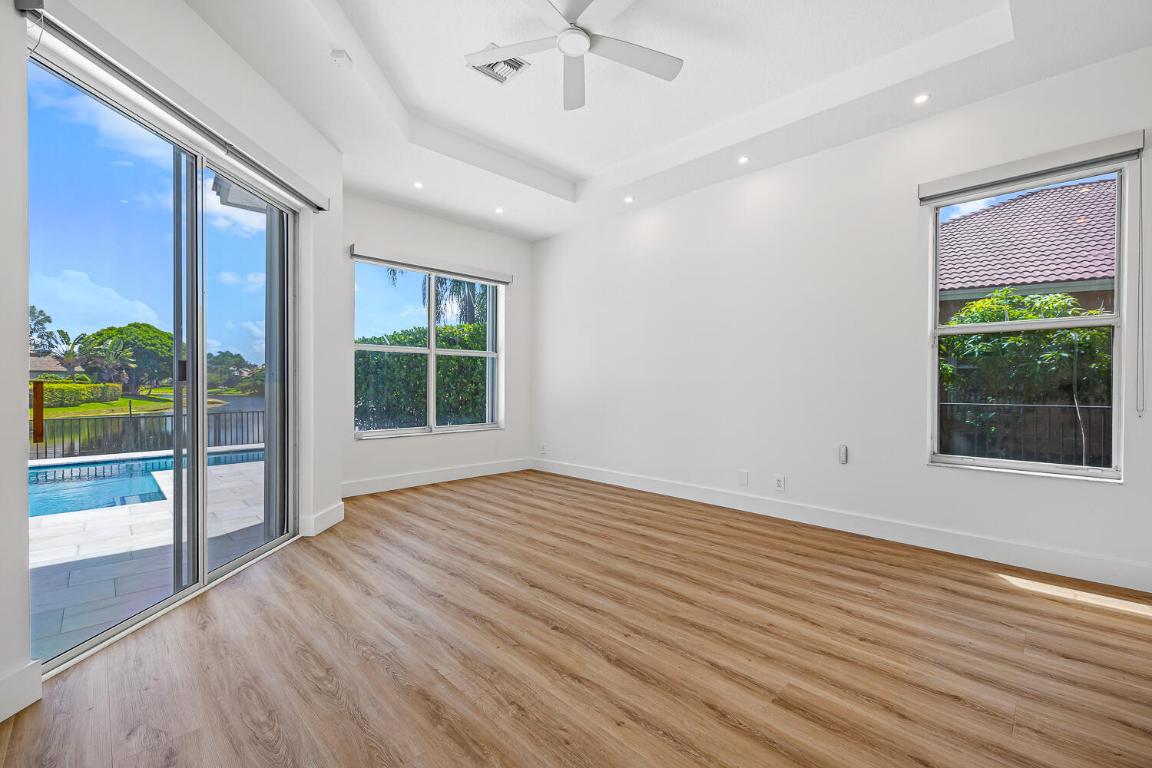 PARKLAND ISLES - Residential