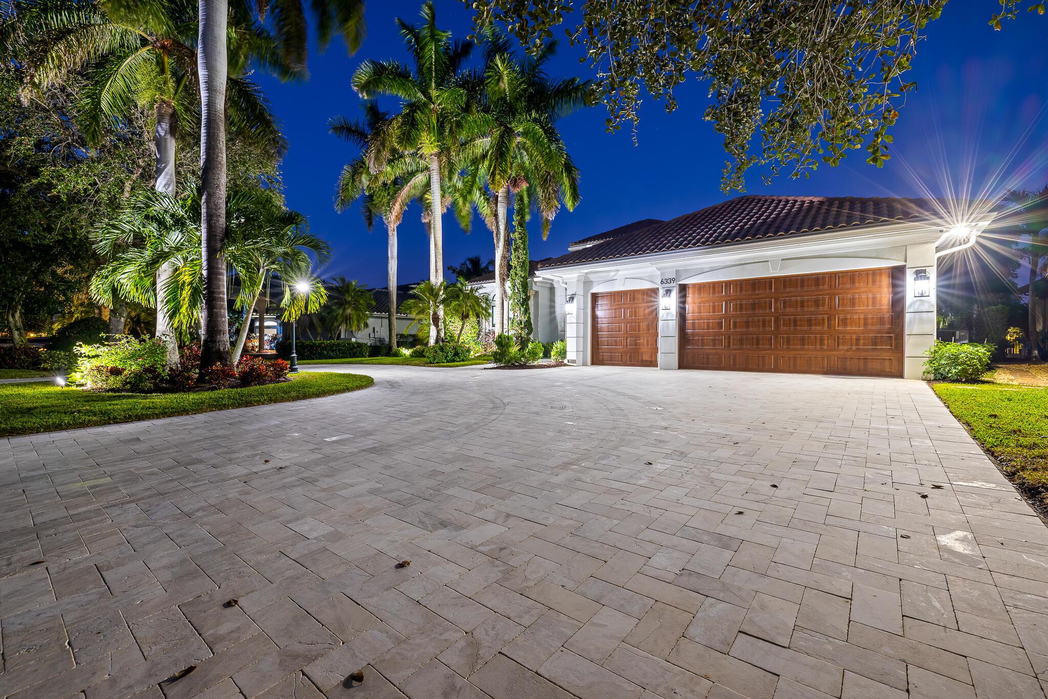 PARKLAND ISLES - Residential