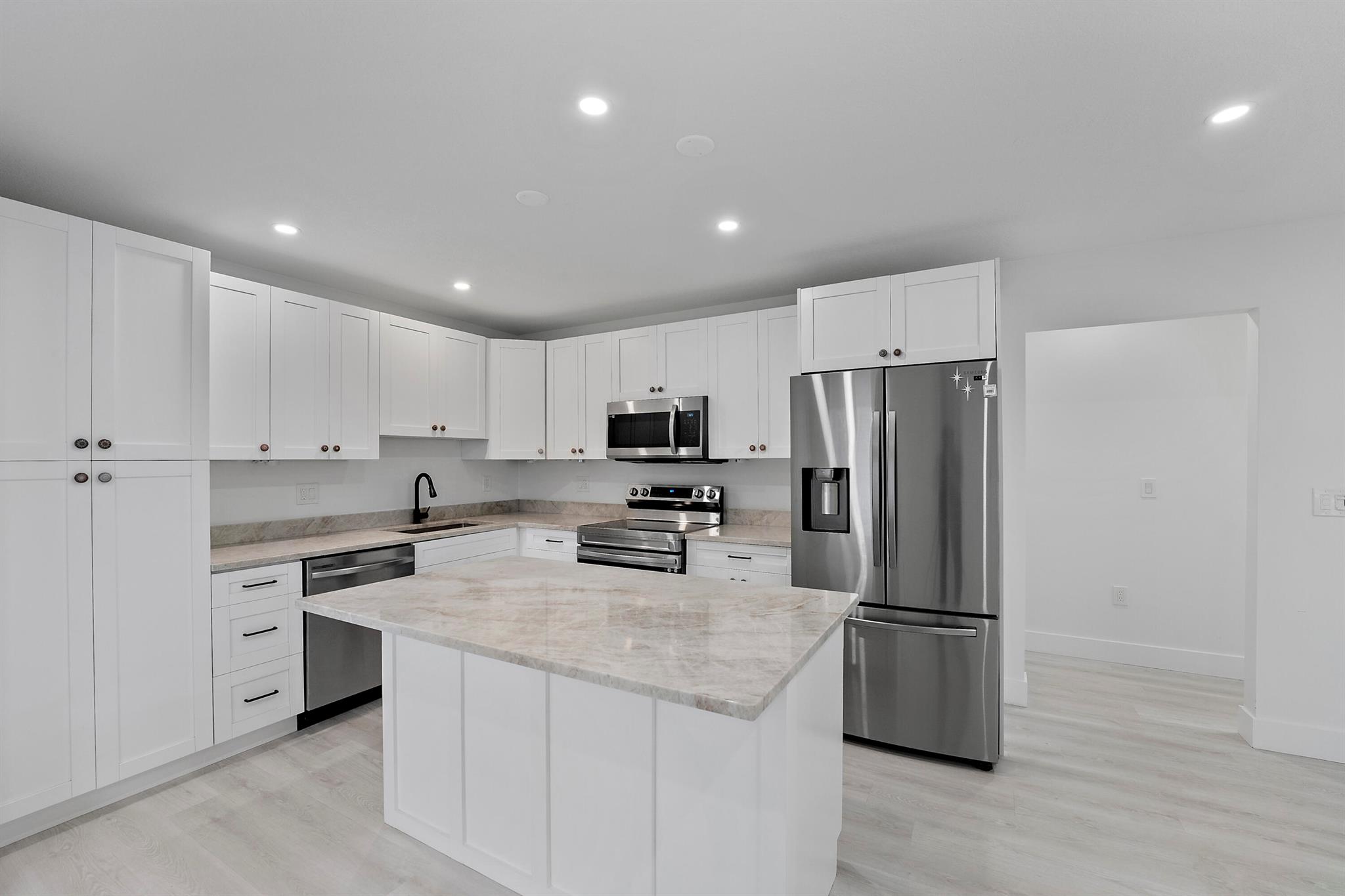 PALM BEACH SHORES - Residential Lease