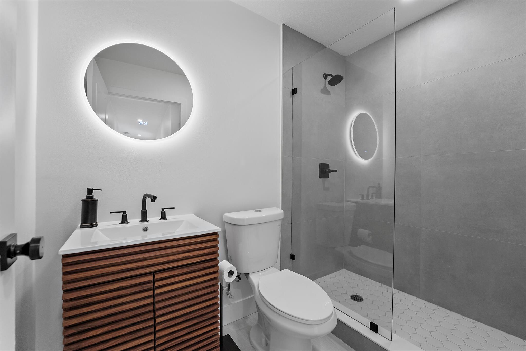 PALM BEACH SHORES - Residential Lease
