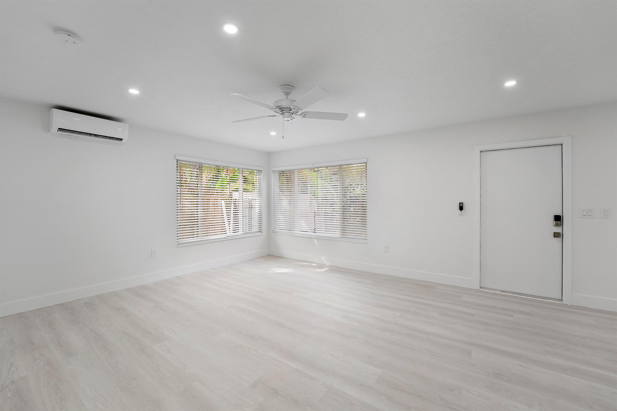 PALM BEACH SHORES - Residential Lease