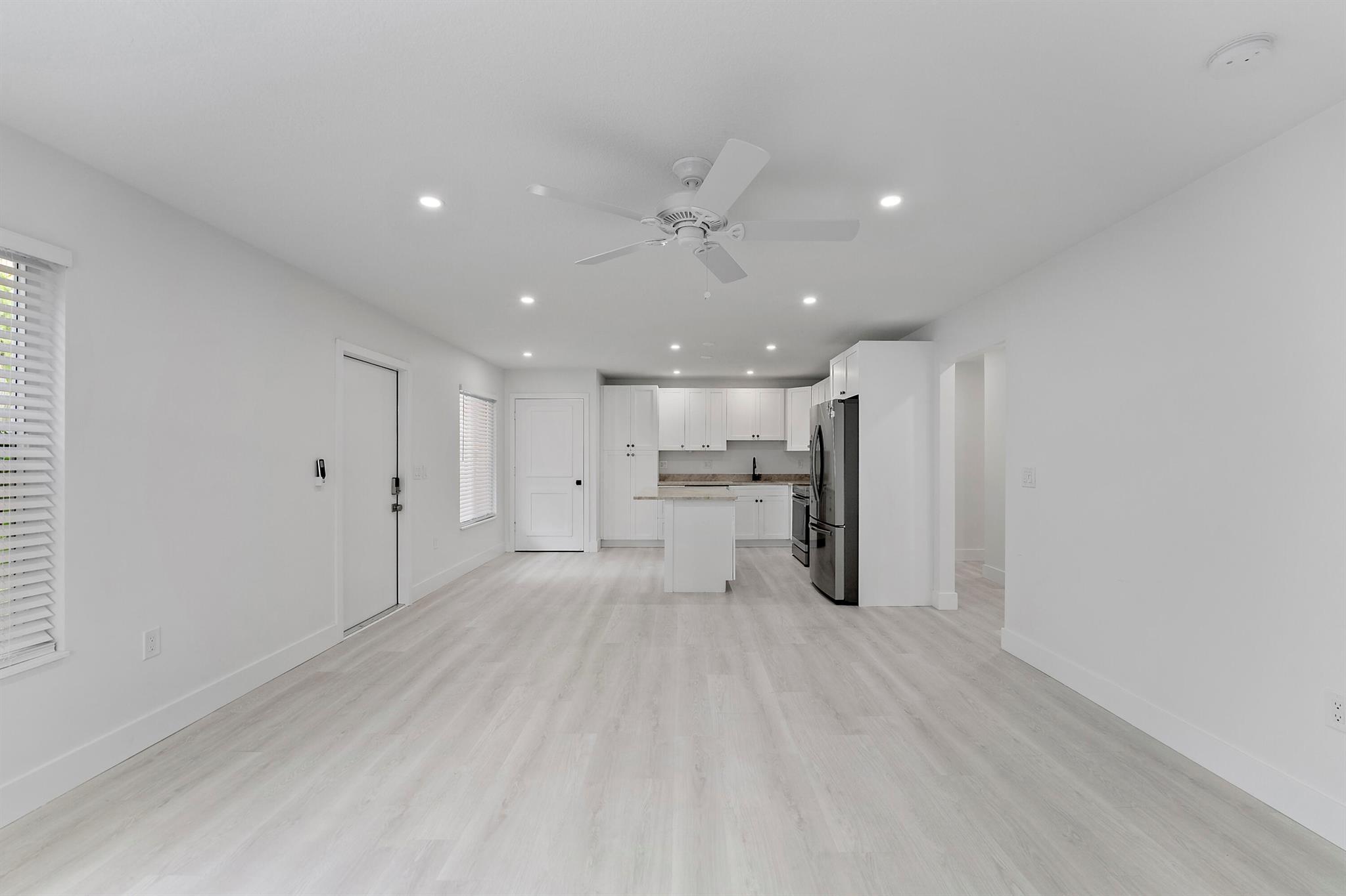 PALM BEACH SHORES - Residential Lease