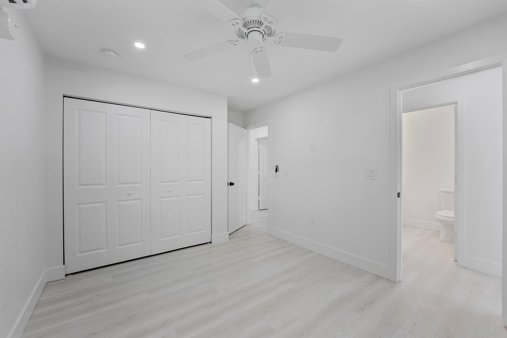 PALM BEACH SHORES - Residential Lease