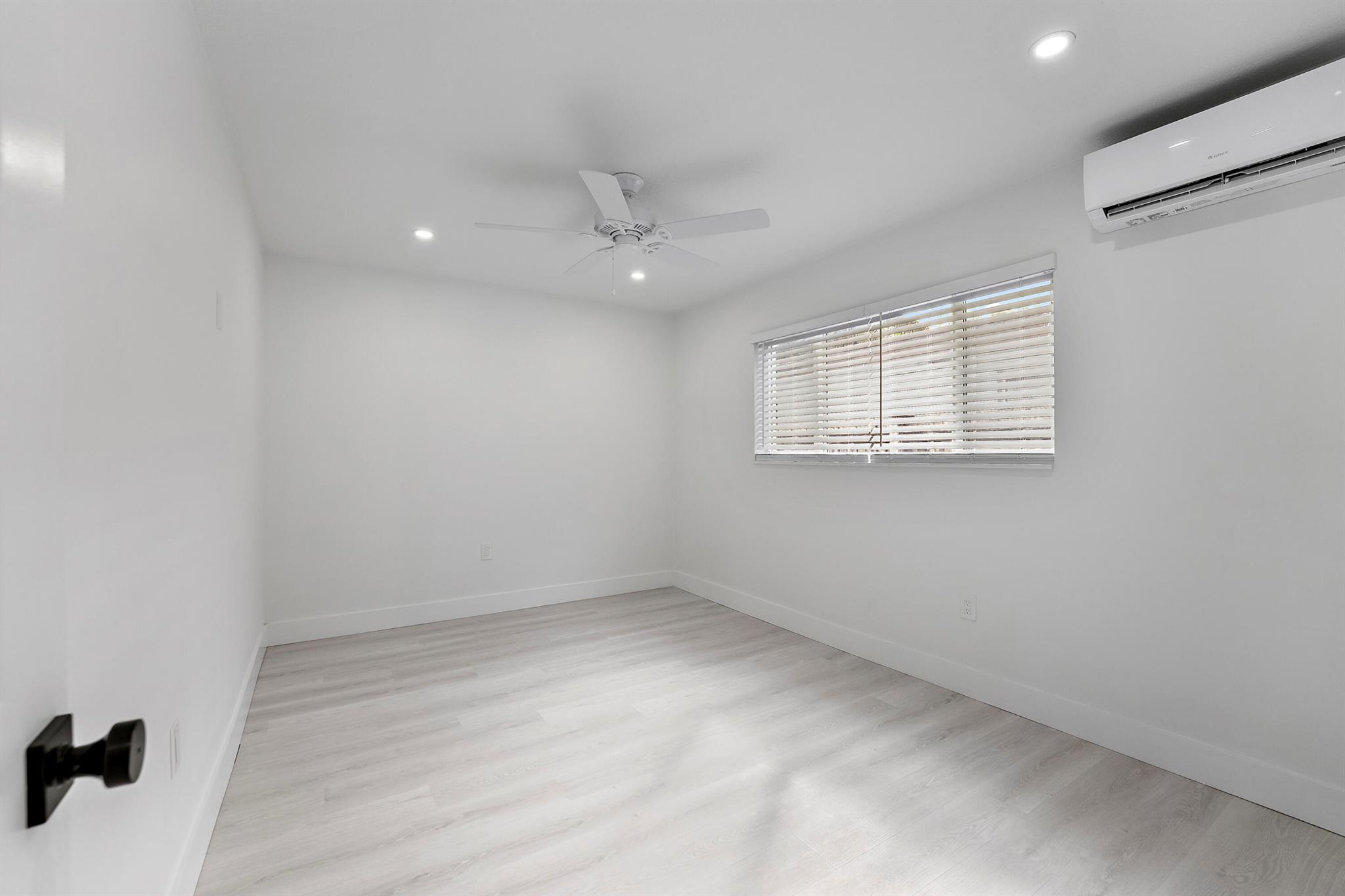 PALM BEACH SHORES - Residential Lease