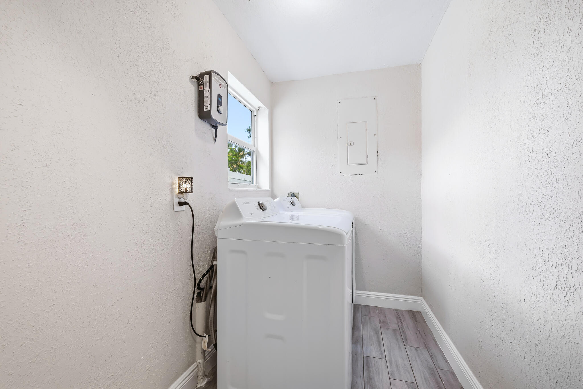 CARVER HEIGHTS - Residential