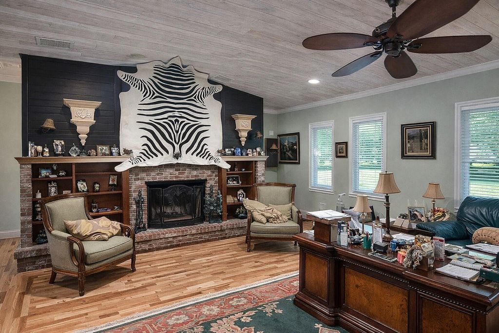 Photo of 480 38th Court, Vero Beach, FL 32968 (MLS # F10550453)