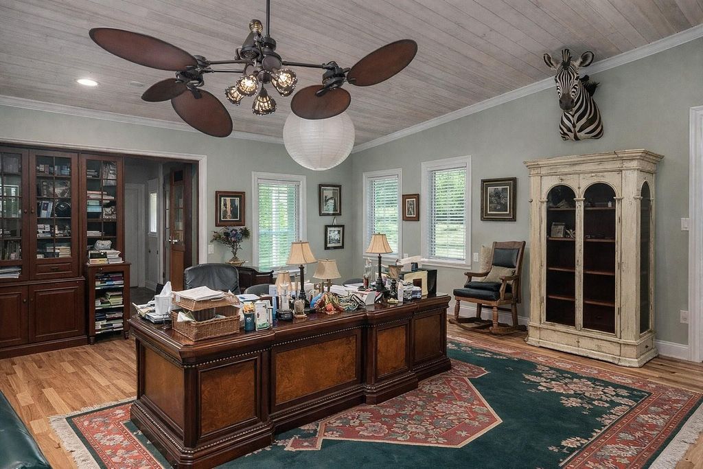 Photo of 480 38th Court, Vero Beach, FL 32968 (MLS # F10550453)