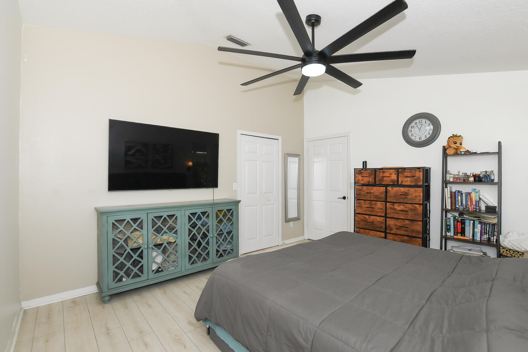 LAKE LUCIE ESTATES - Residential