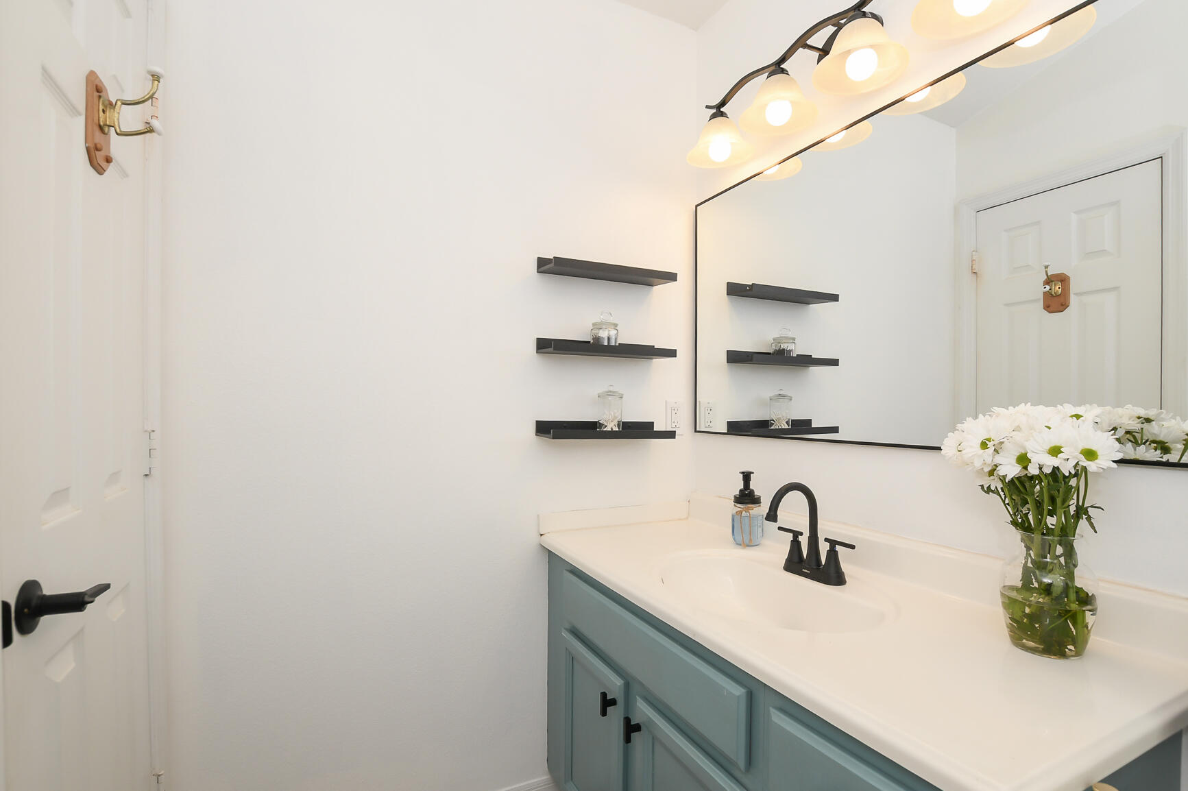 LAKE LUCIE ESTATES - Residential