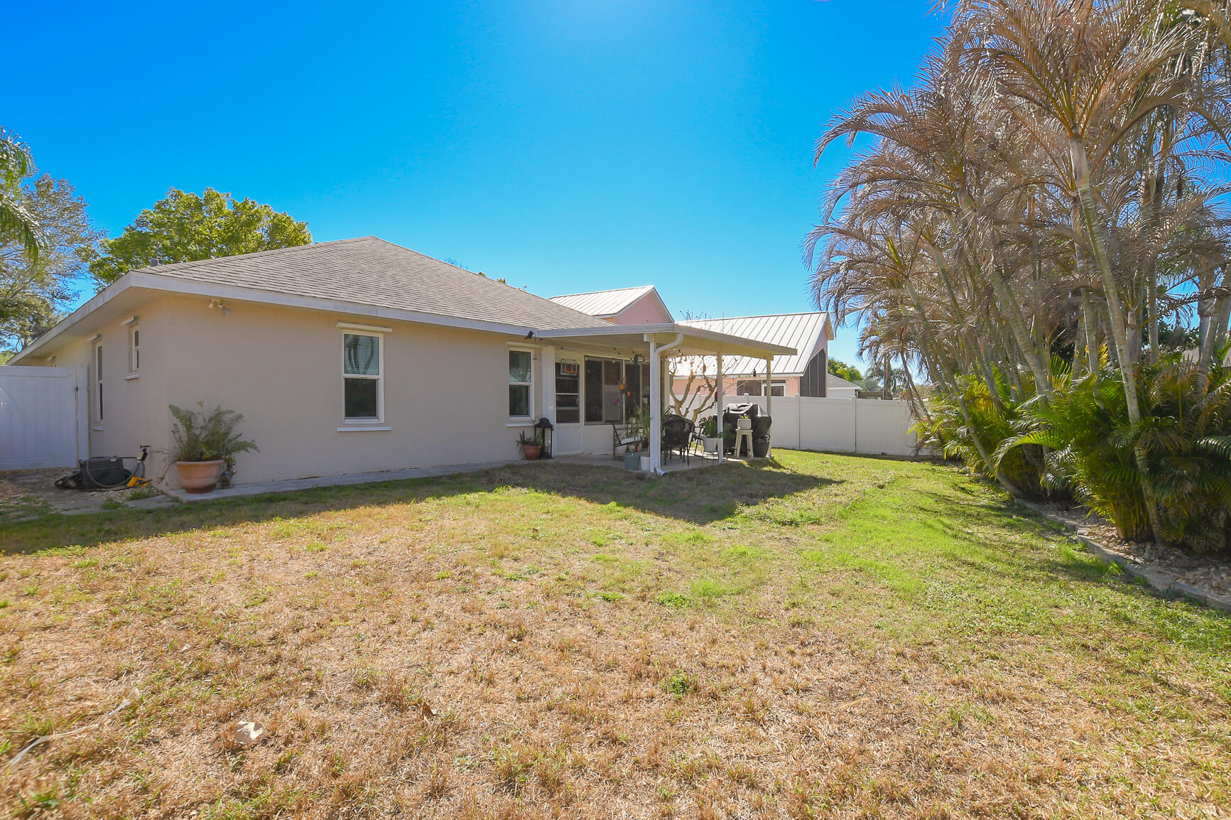 LAKE LUCIE ESTATES - Residential