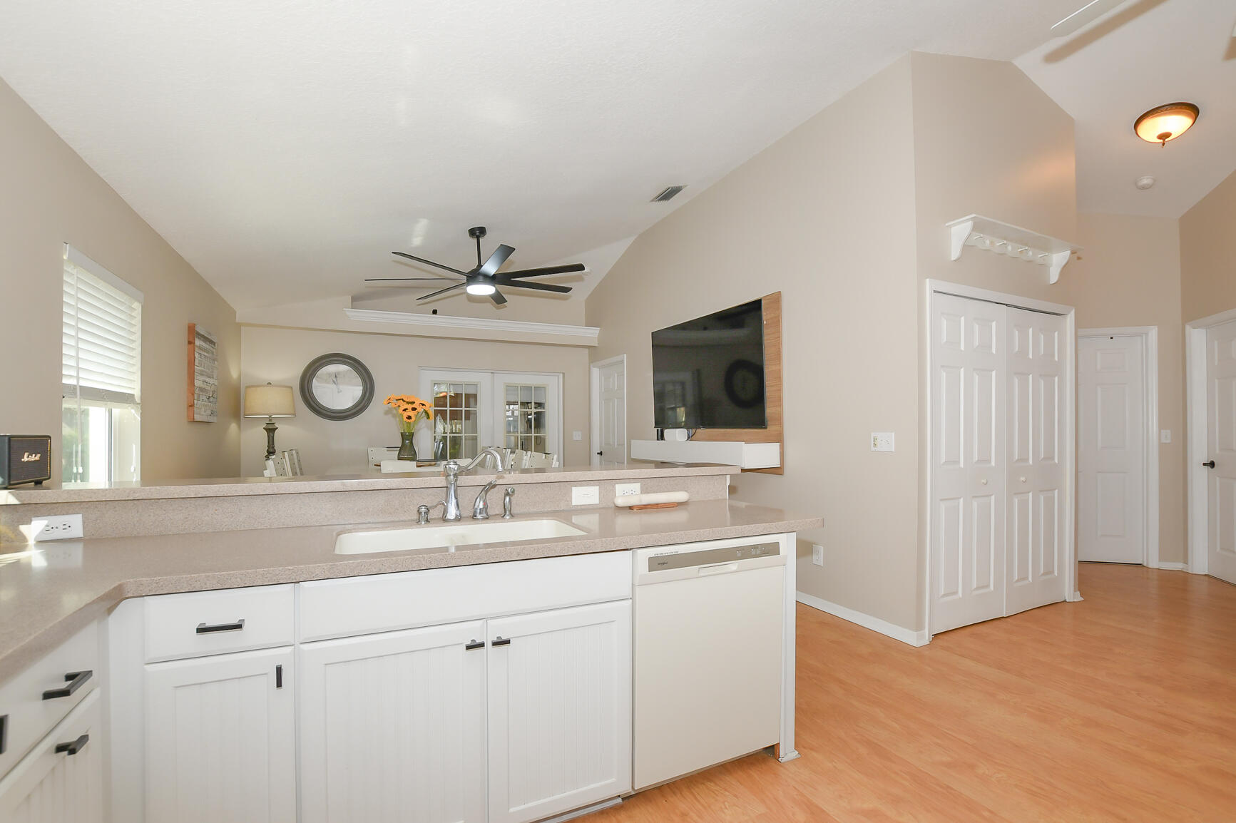 LAKE LUCIE ESTATES - Residential