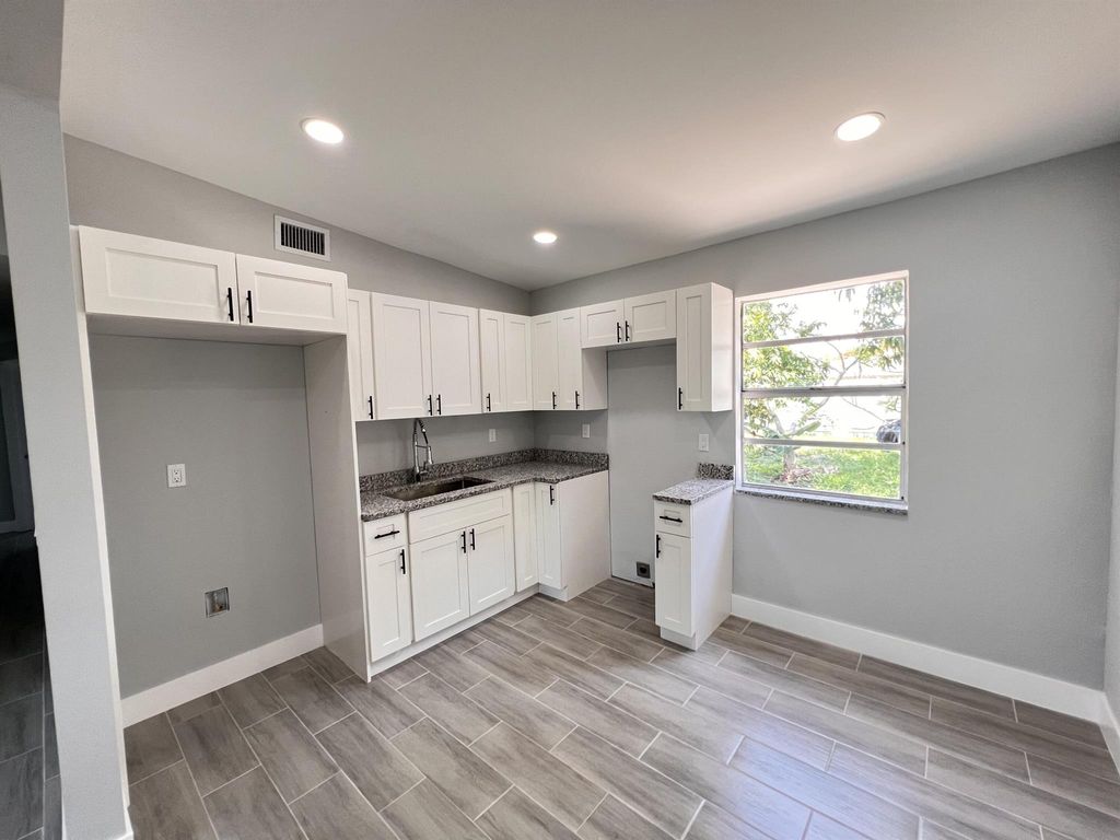 Photo of 3932 Nowata Road, Lantana, FL 33462 (MLS # R10991472)