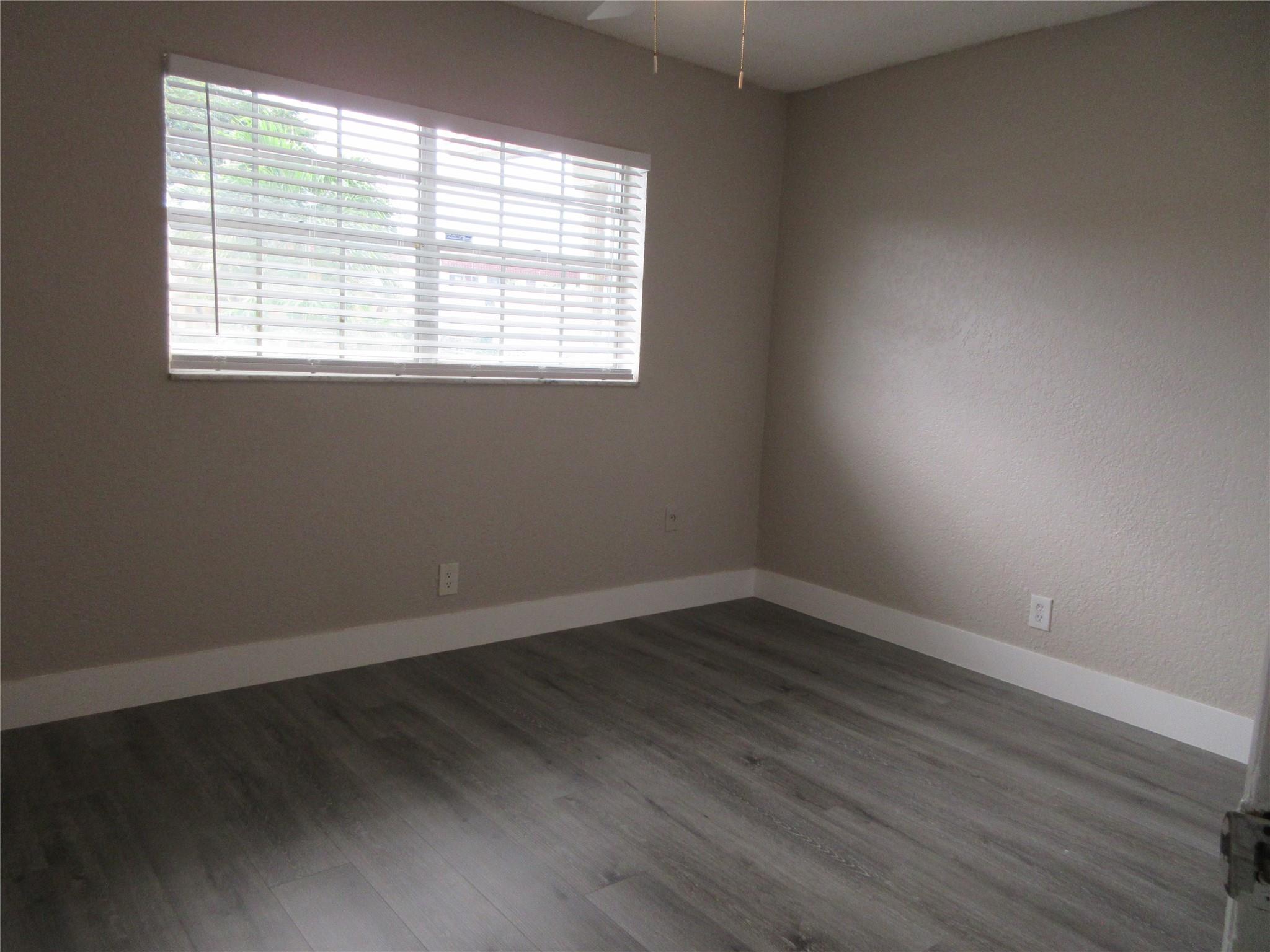 Coral Spgs Village Green - Residential Lease