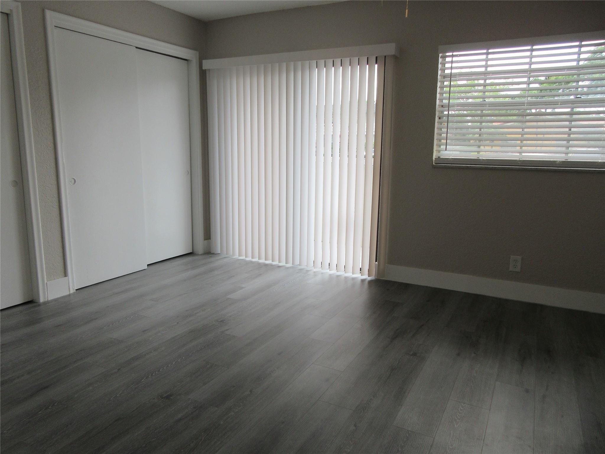 Coral Spgs Village Green - Residential Lease