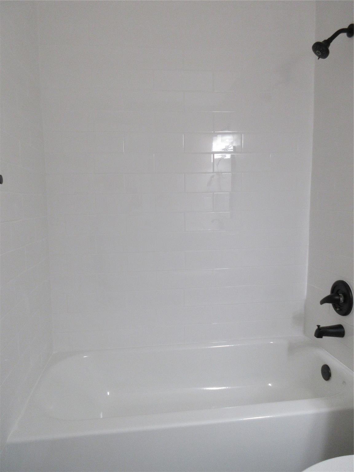 Coral Spgs Village Green - Residential Lease