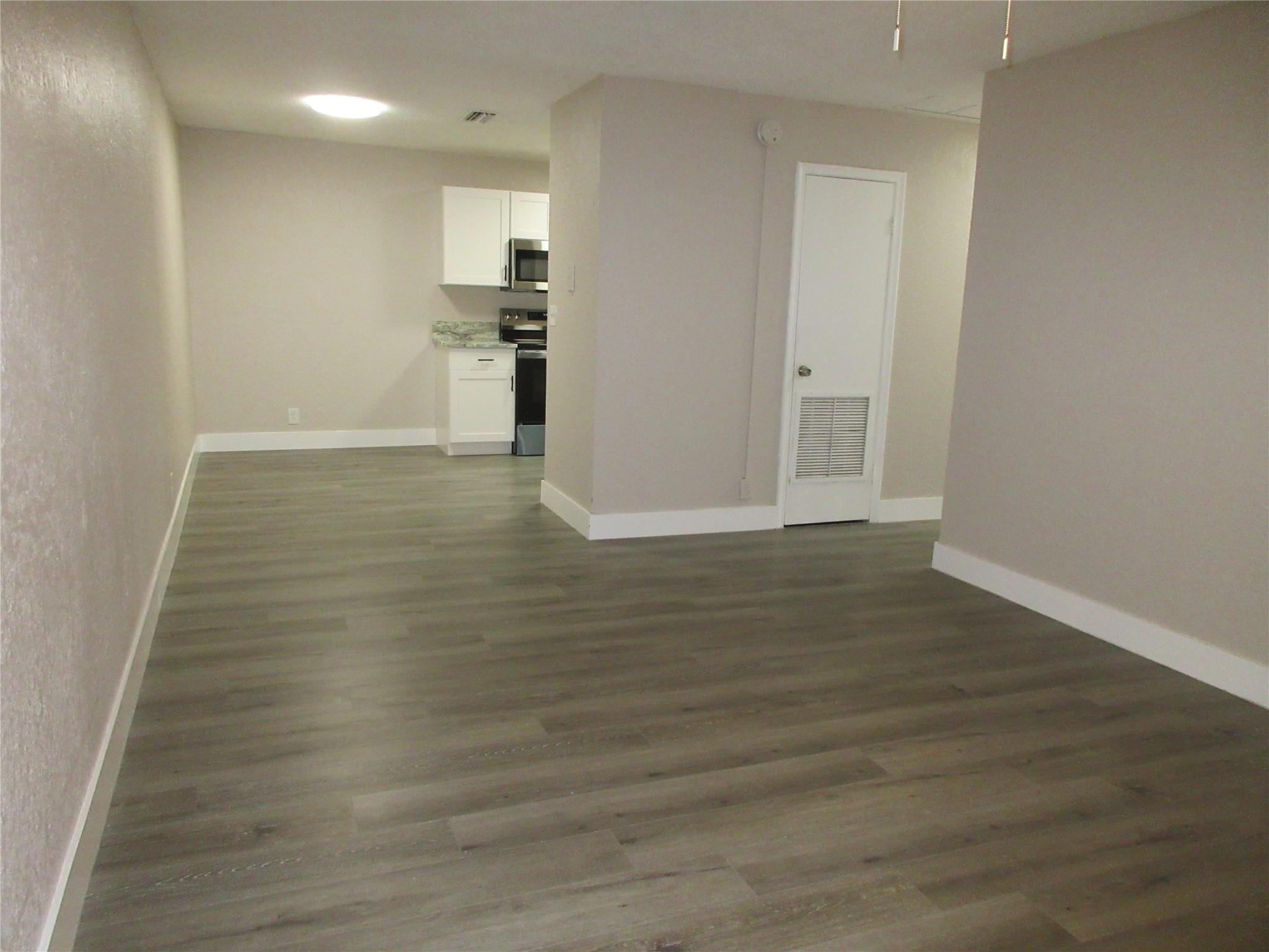 Coral Spgs Village Green - Residential Lease