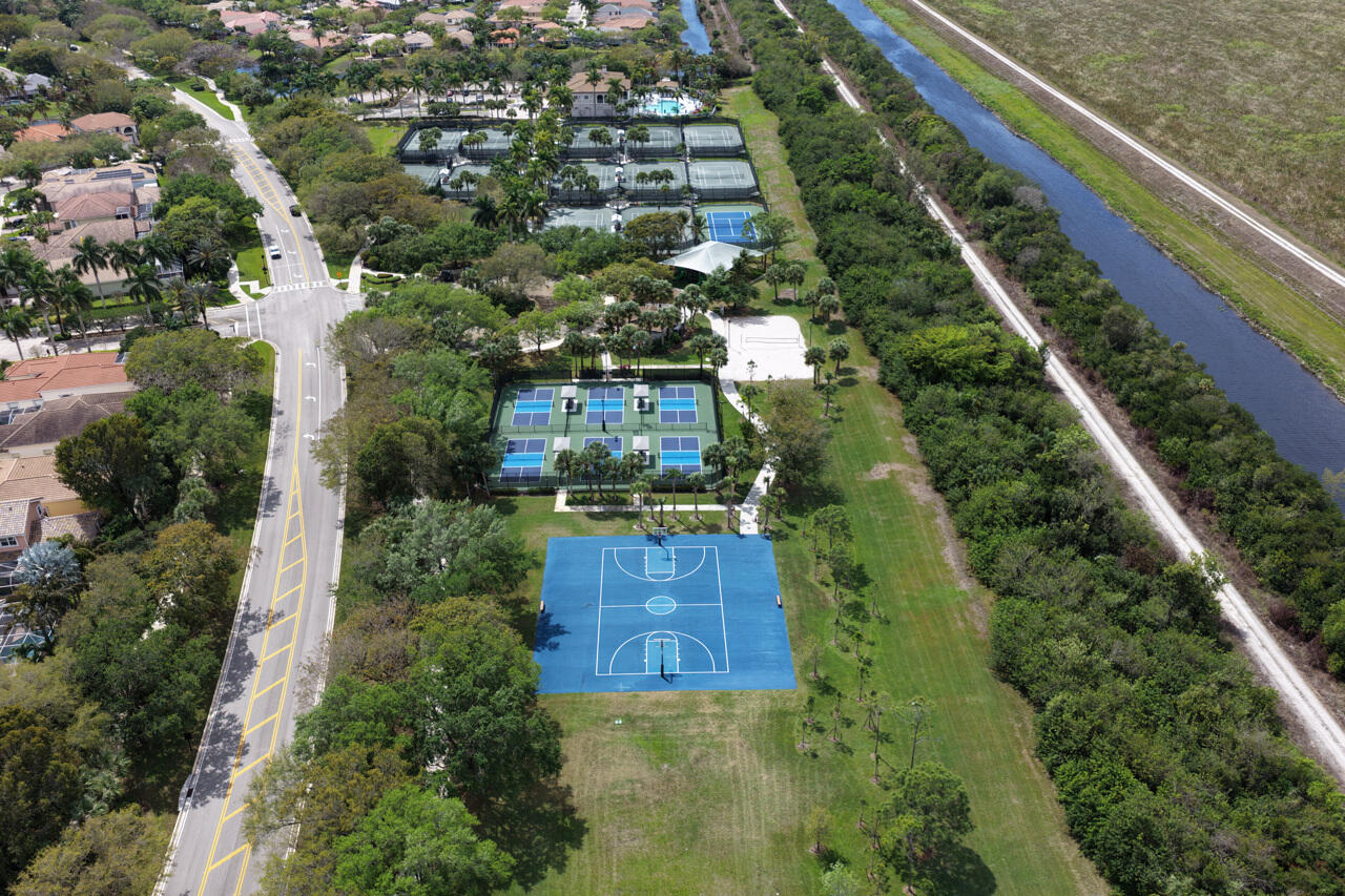 HERON BAY Estates - Residential