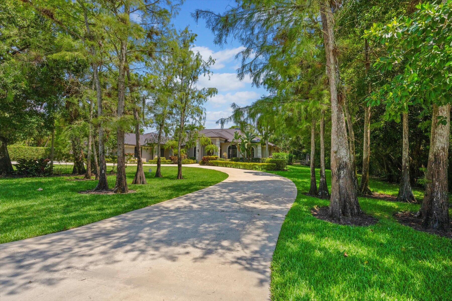 PADDOCK PARK 2 OF WELLING - Residential