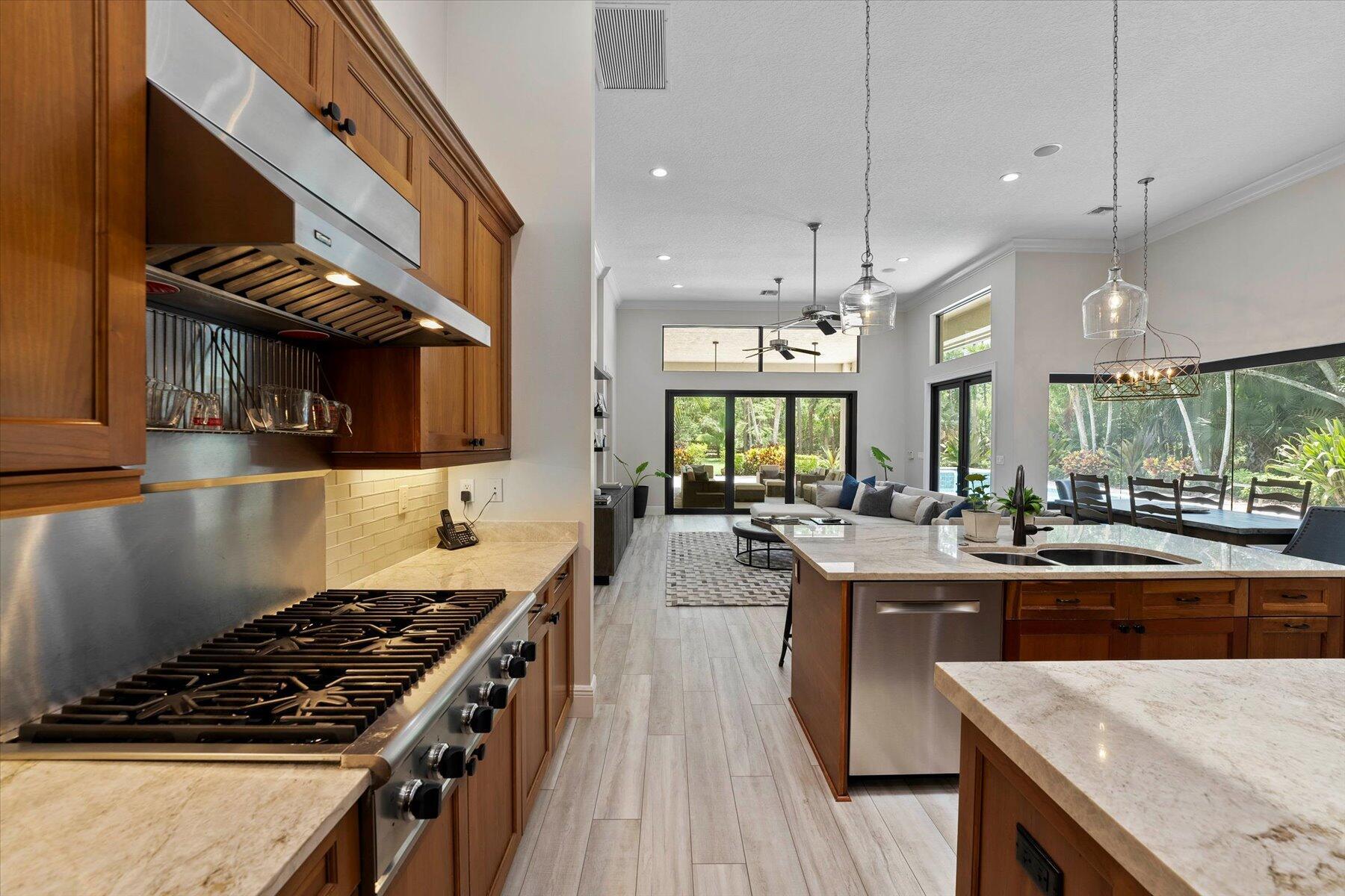 PADDOCK PARK 2 OF WELLING - Residential