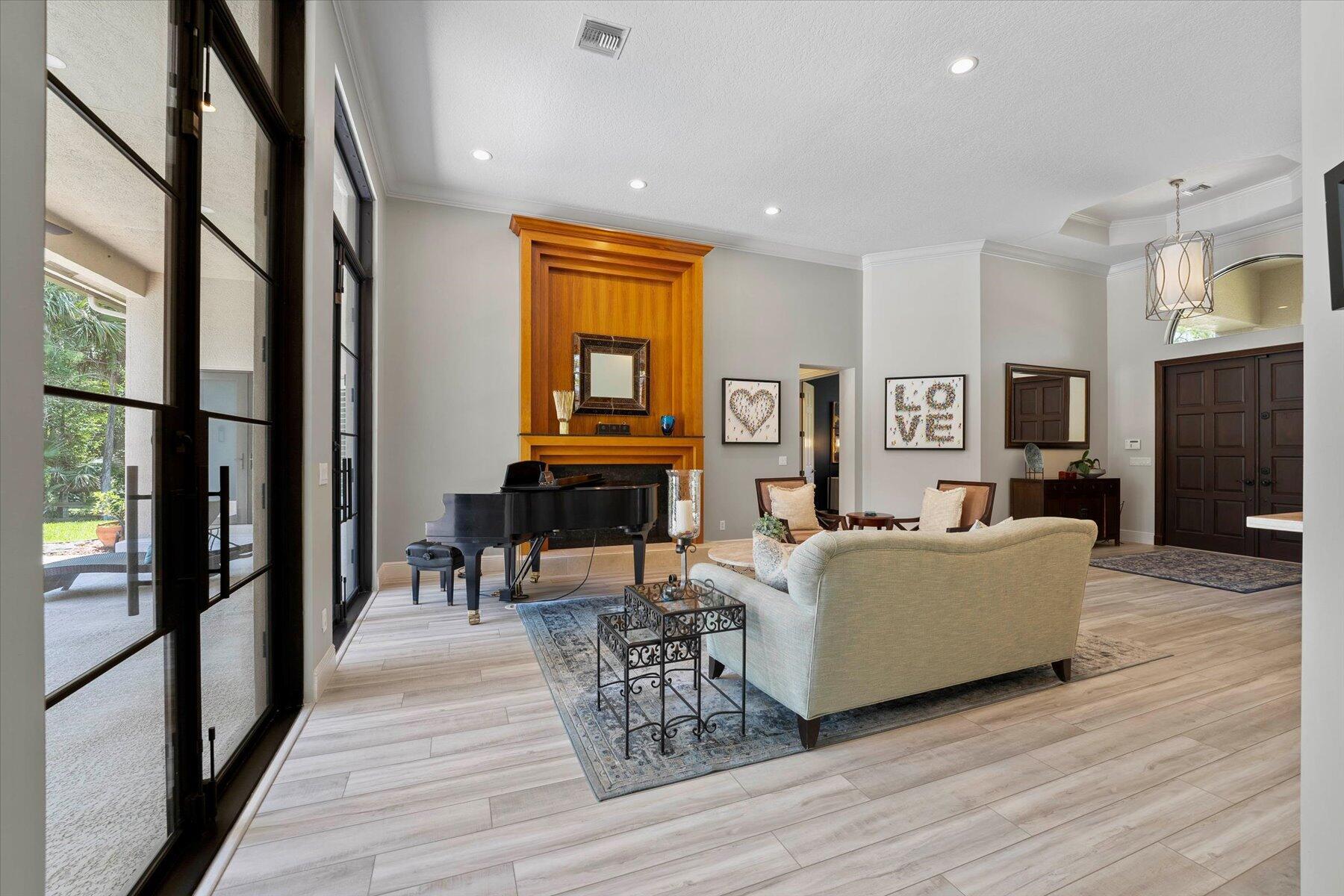 PADDOCK PARK 2 OF WELLING - Residential