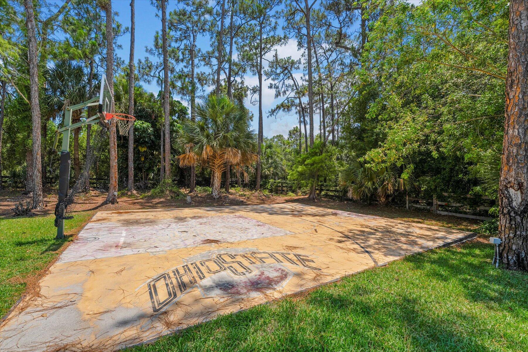 PADDOCK PARK 2 OF WELLING - Residential