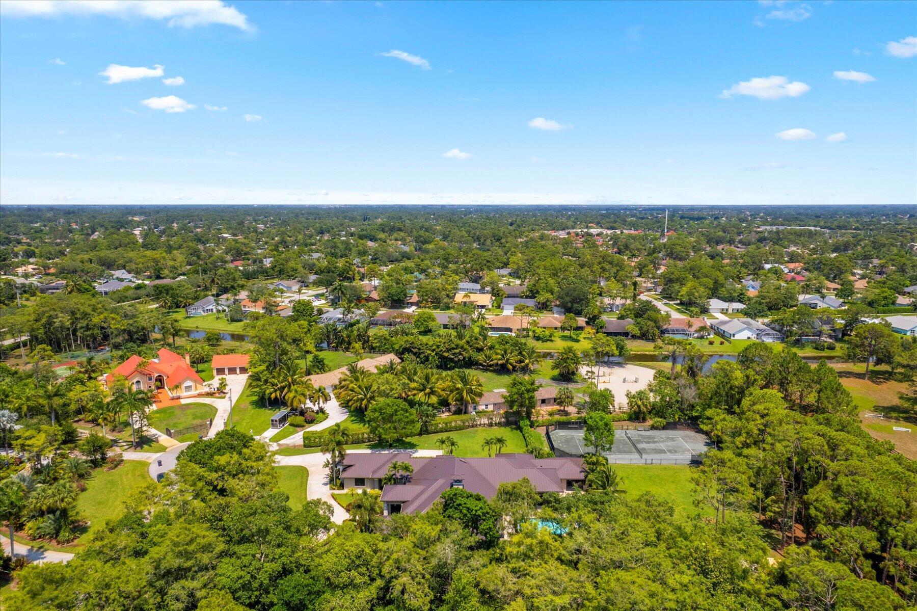 PADDOCK PARK 2 OF WELLING - Residential