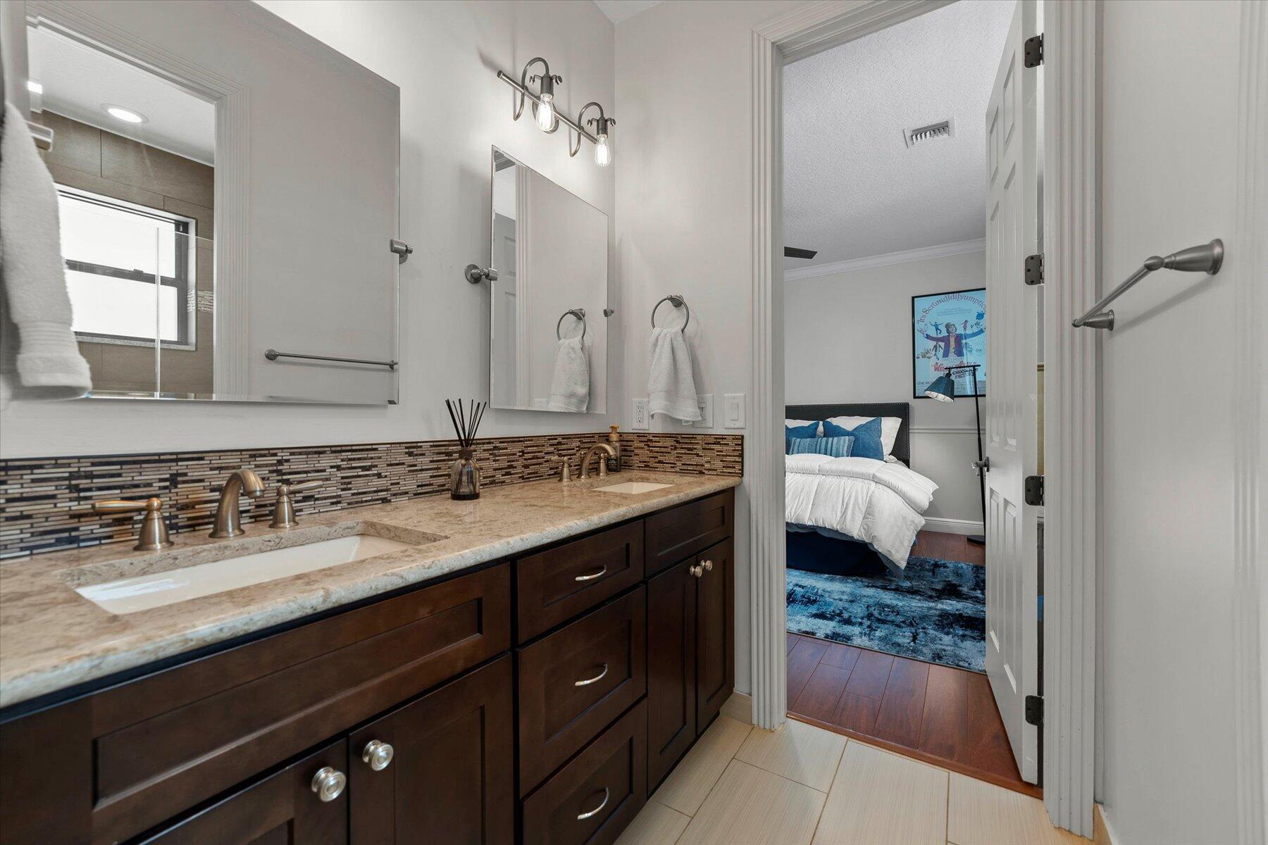 PADDOCK PARK 2 OF WELLING - Residential