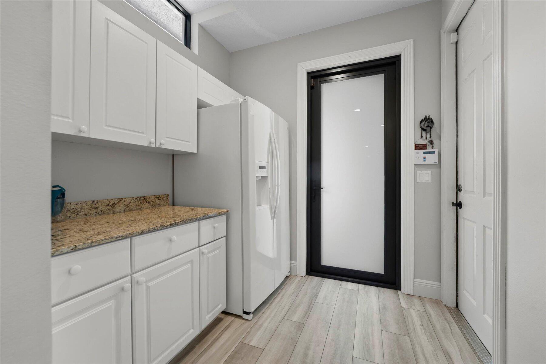 PADDOCK PARK 2 OF WELLING - Residential