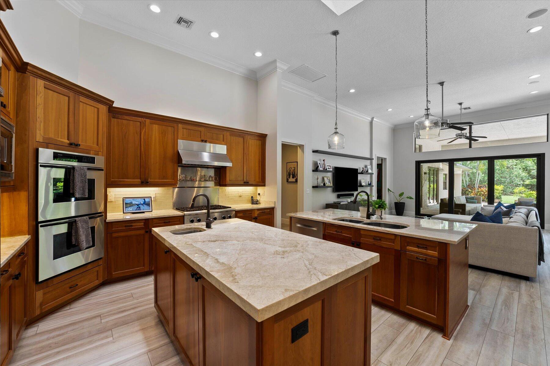 PADDOCK PARK 2 OF WELLING - Residential