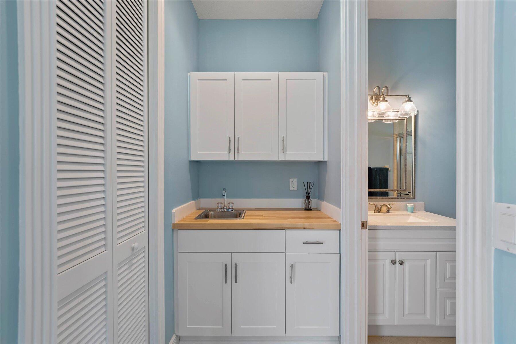 PADDOCK PARK 2 OF WELLING - Residential