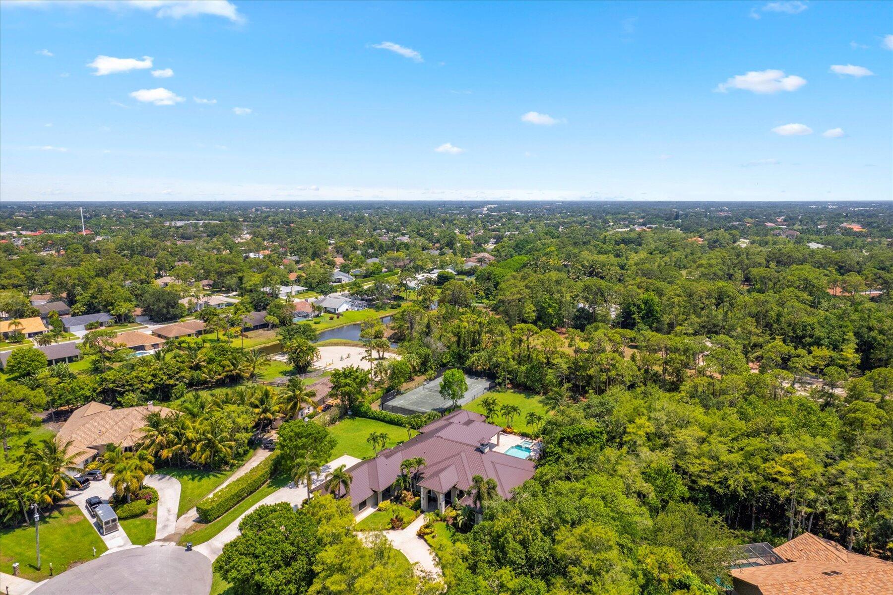 PADDOCK PARK 2 OF WELLING - Residential