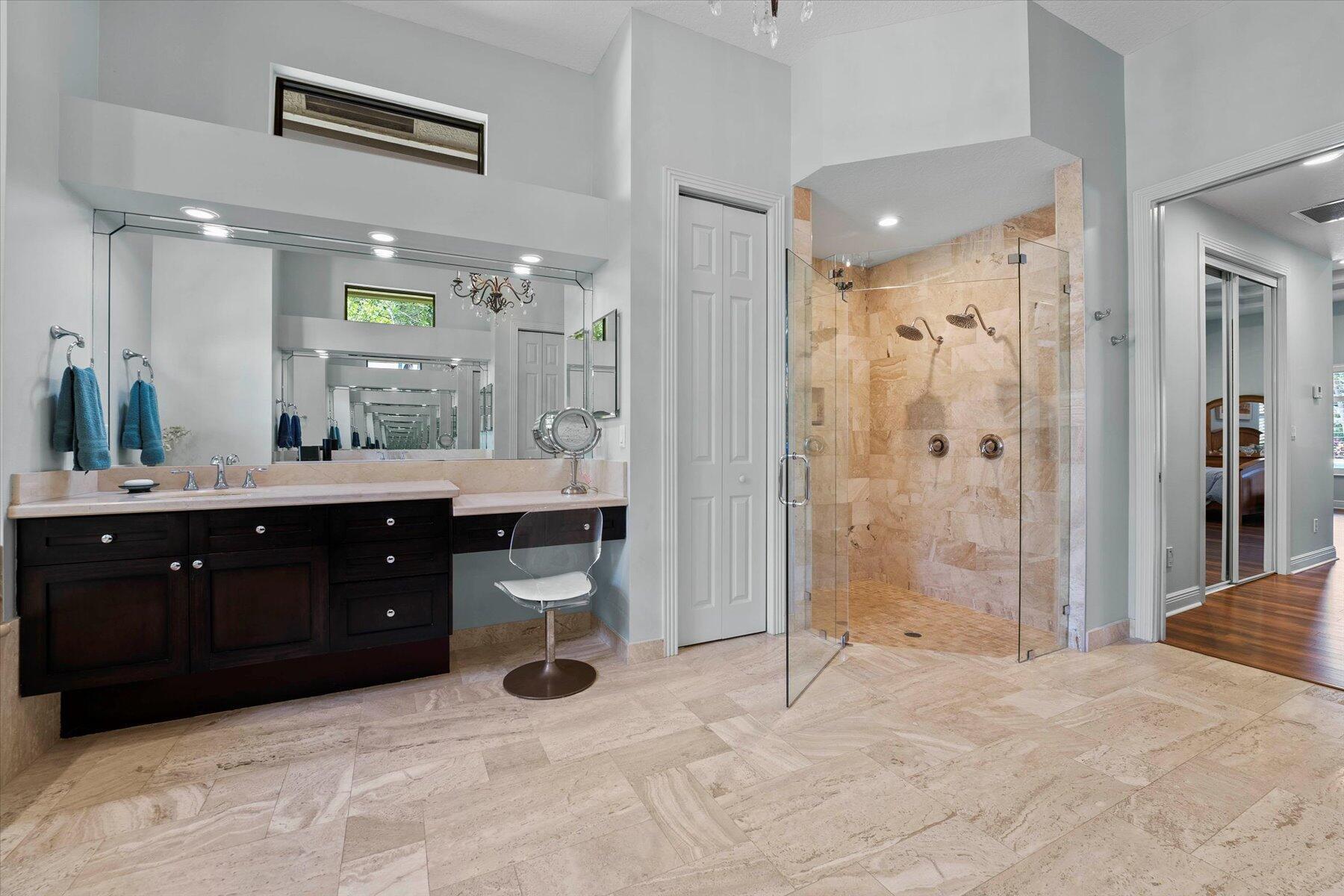 PADDOCK PARK 2 OF WELLING - Residential