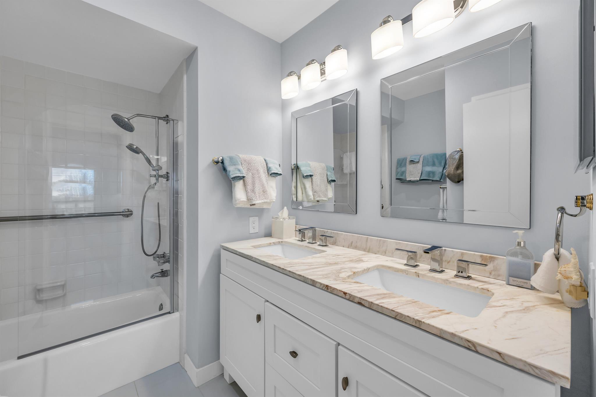 TURTLE CREEK APARTMENT BU - Residential