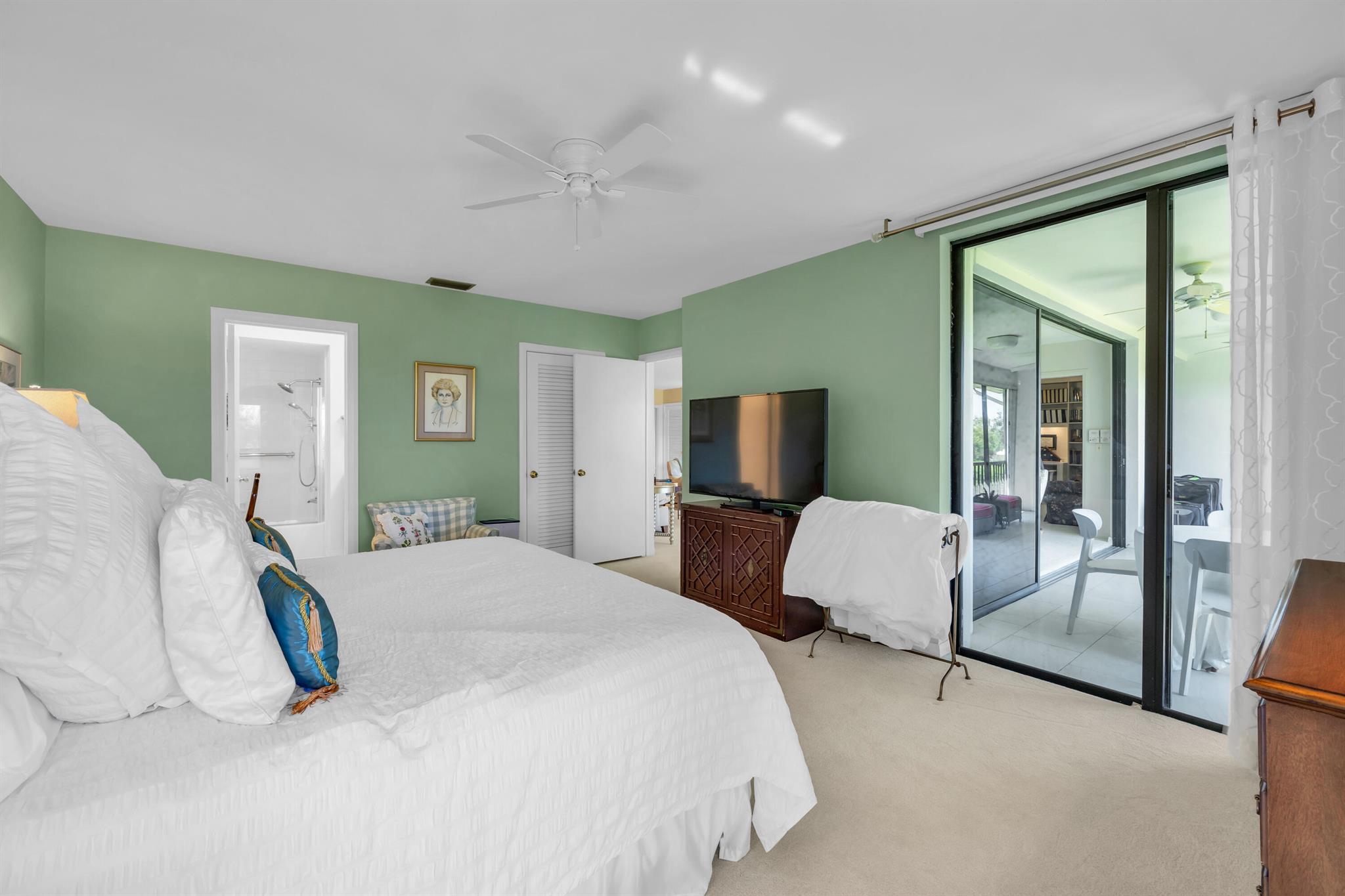 TURTLE CREEK APARTMENT BU - Residential