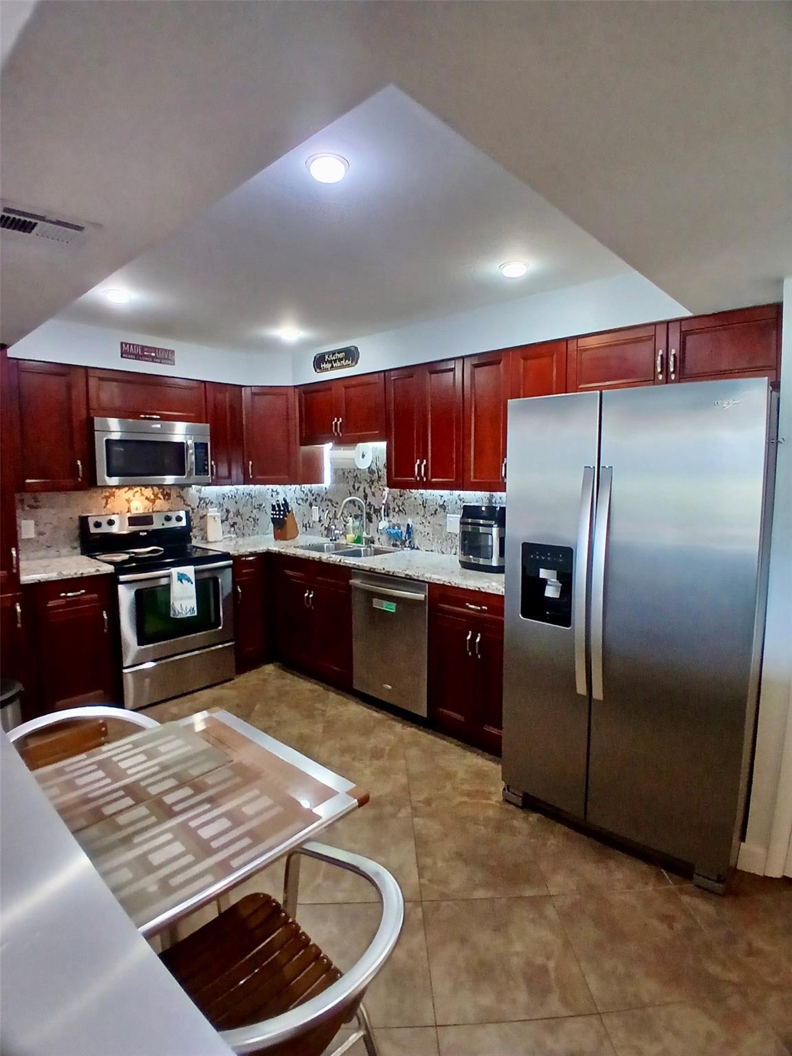 3507 Oaks Way 106