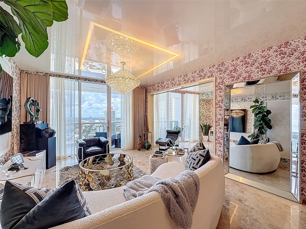 Beach Club - Residential