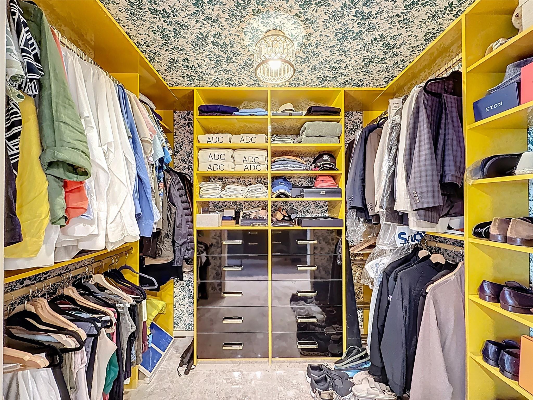 Beach Club - Residential