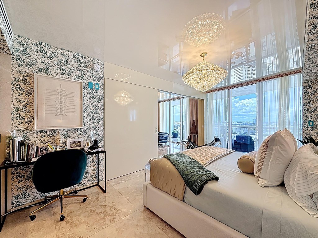 Beach Club - Residential