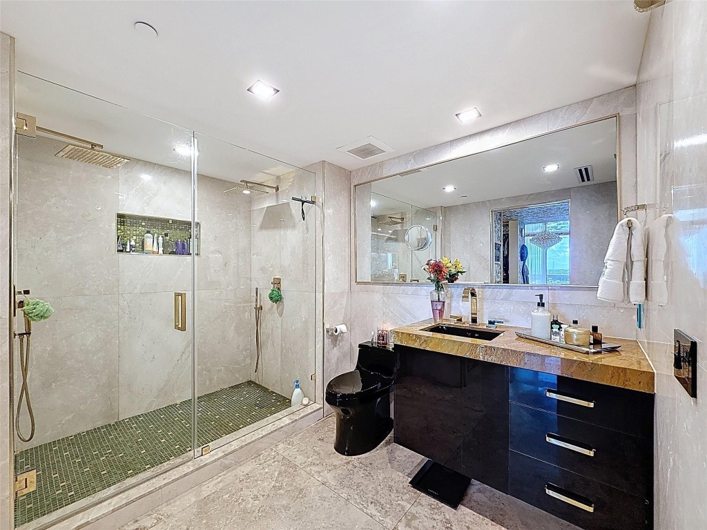 Beach Club - Residential