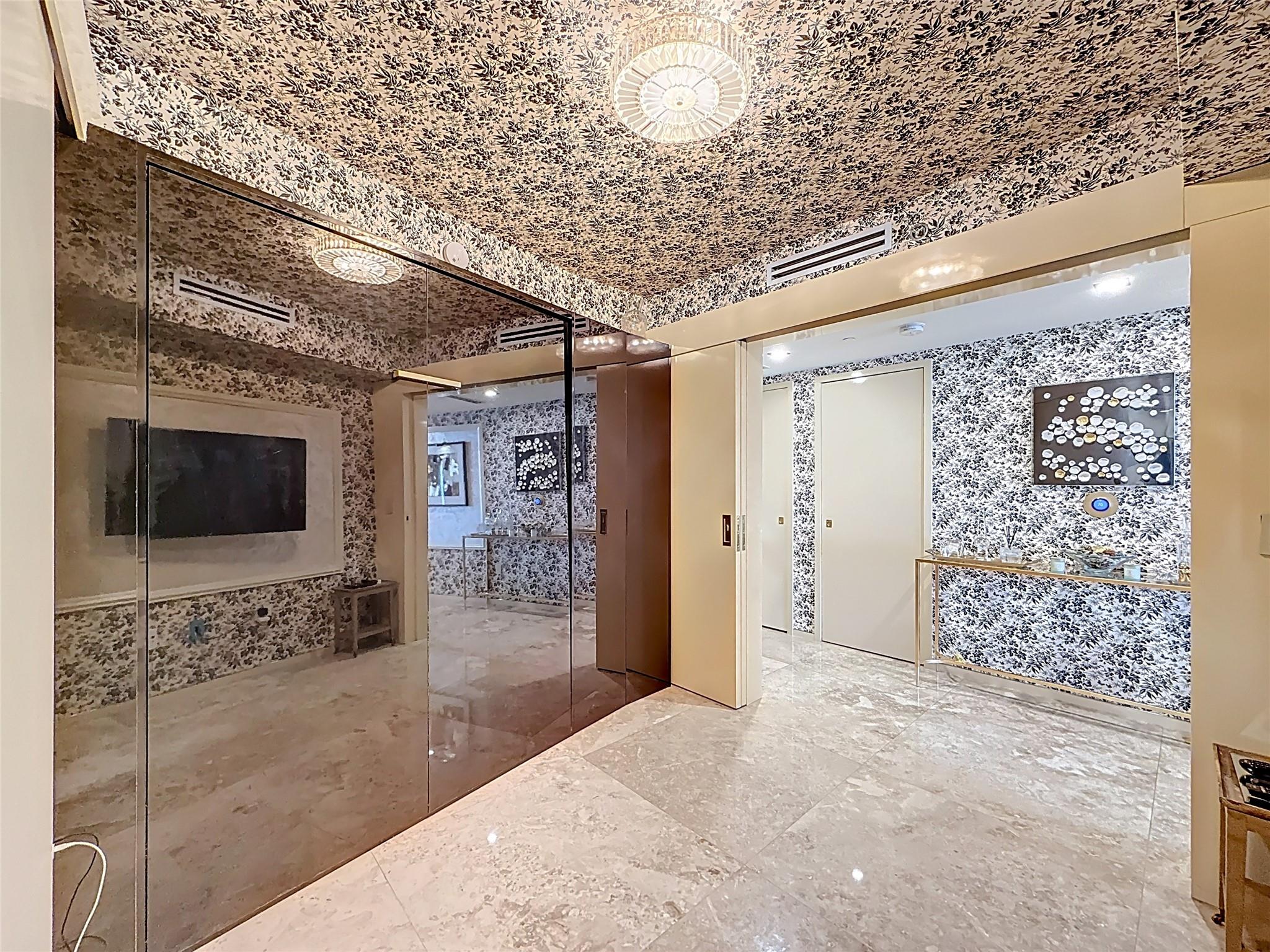 Beach Club - Residential