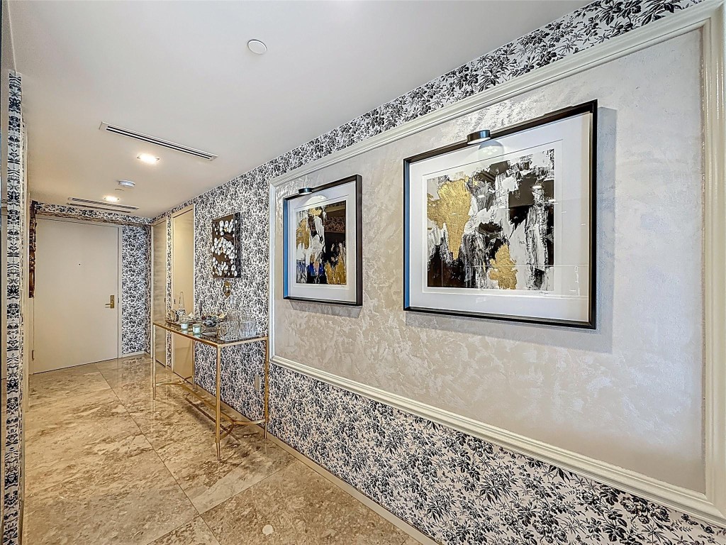 Beach Club - Residential