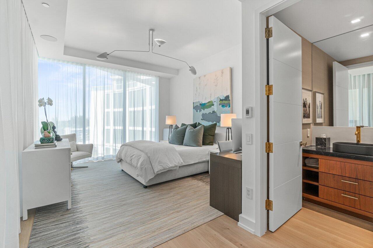 ONE THOUSAND OCEAN - Residential