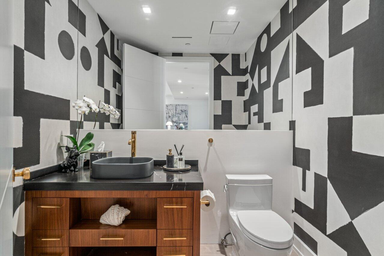 ONE THOUSAND OCEAN - Residential