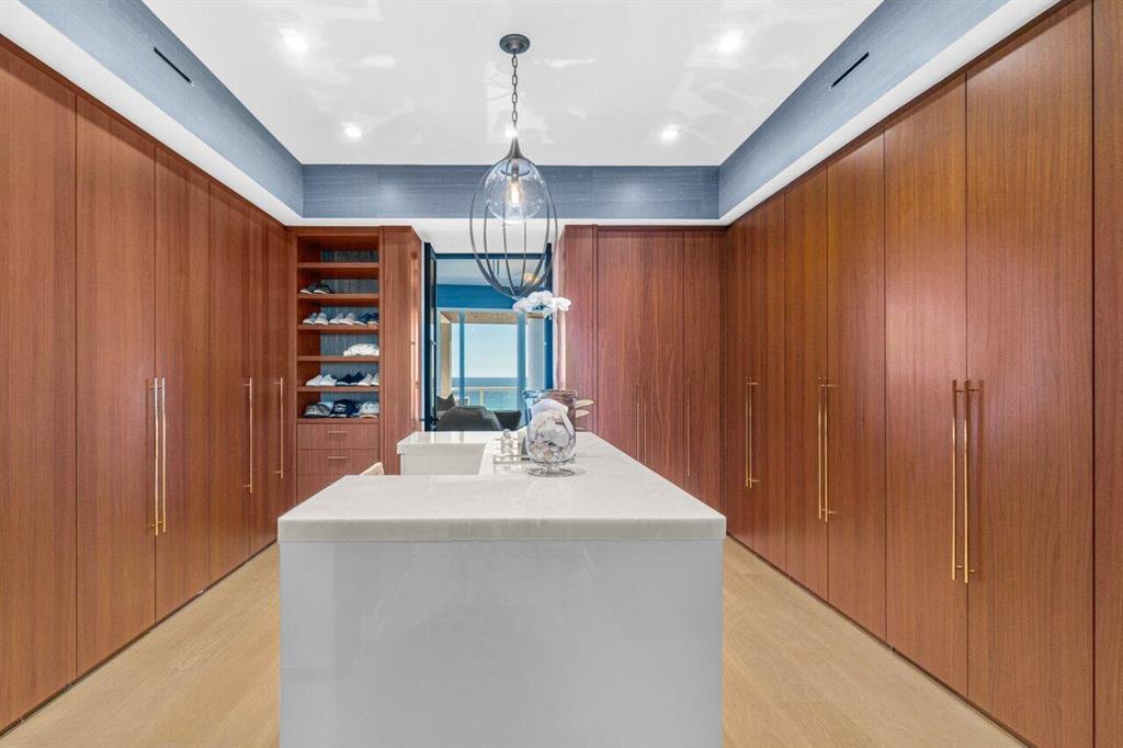 ONE THOUSAND OCEAN - Residential