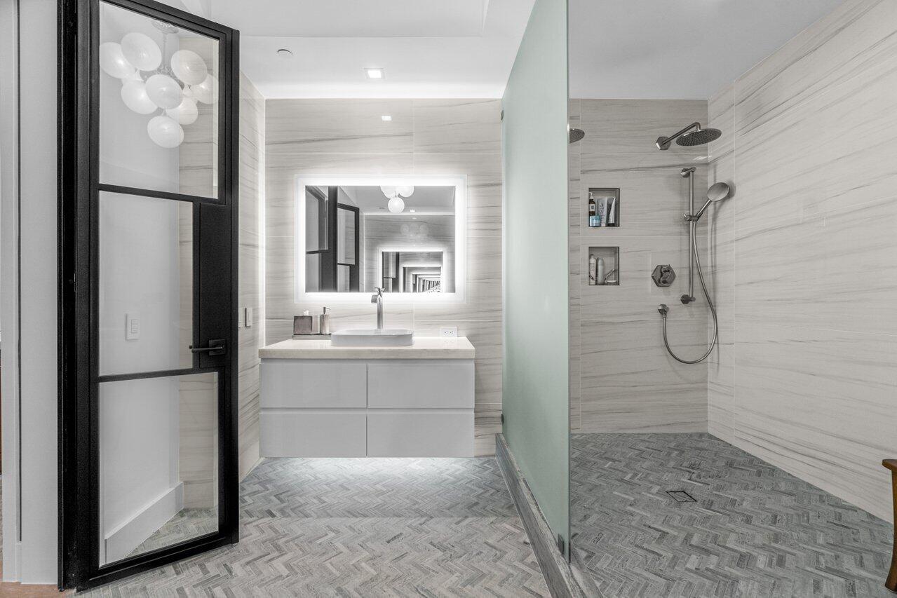 ONE THOUSAND OCEAN - Residential