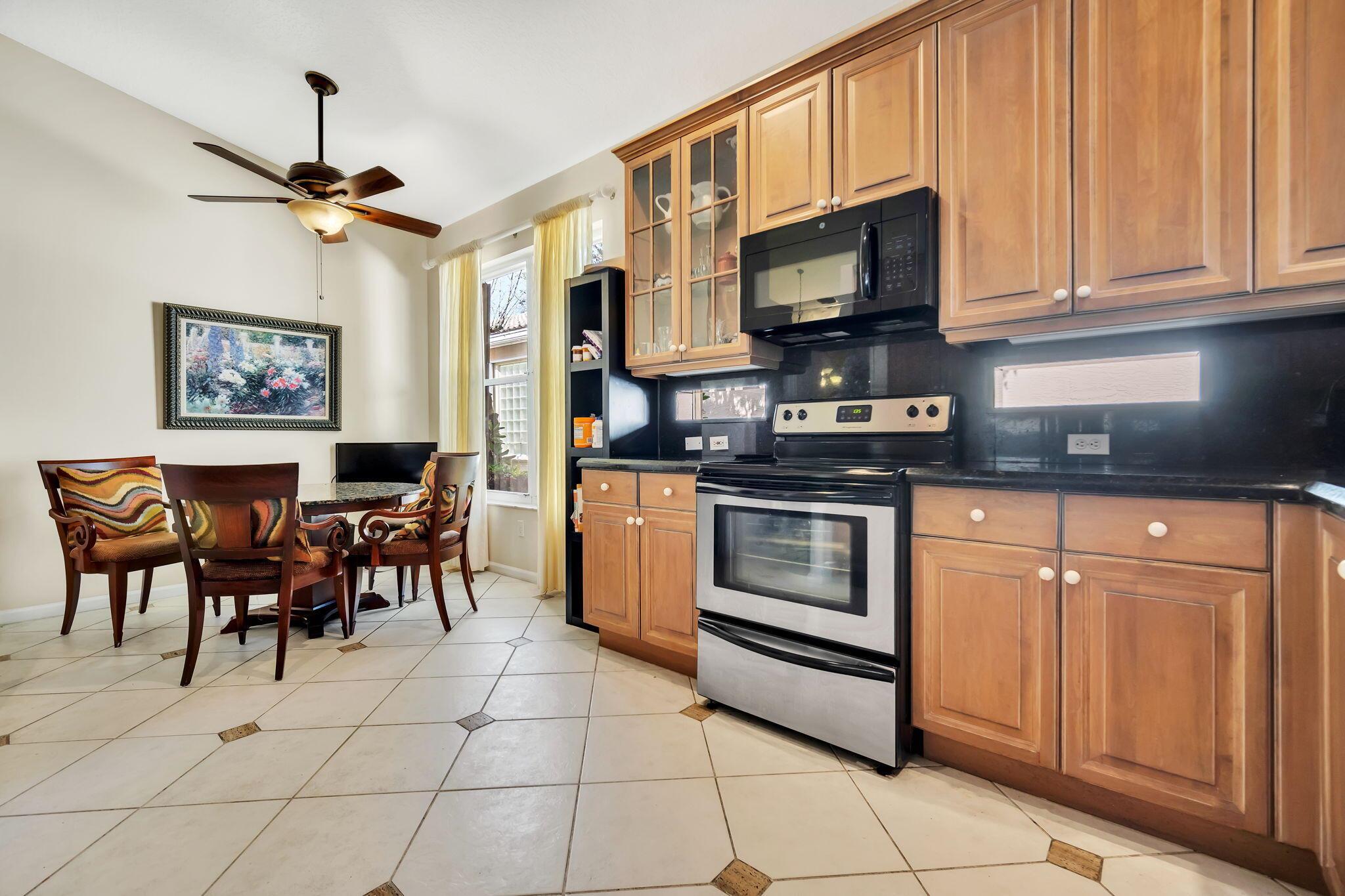 VALENCIA ISLES 1 - Residential